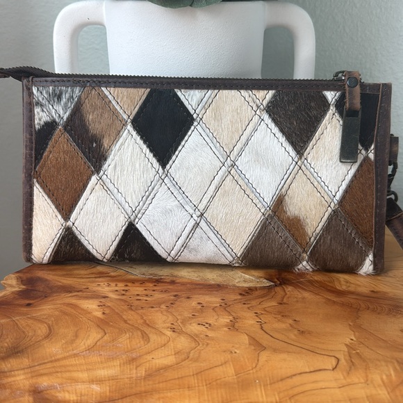 STS Ranchwear Patchwork Wristlet - Picture 2 of 6